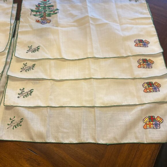 Spode Christmas Linen Embroidery Placemat, off white green edge 18x13 Set of 8 - Picture 7 of 9